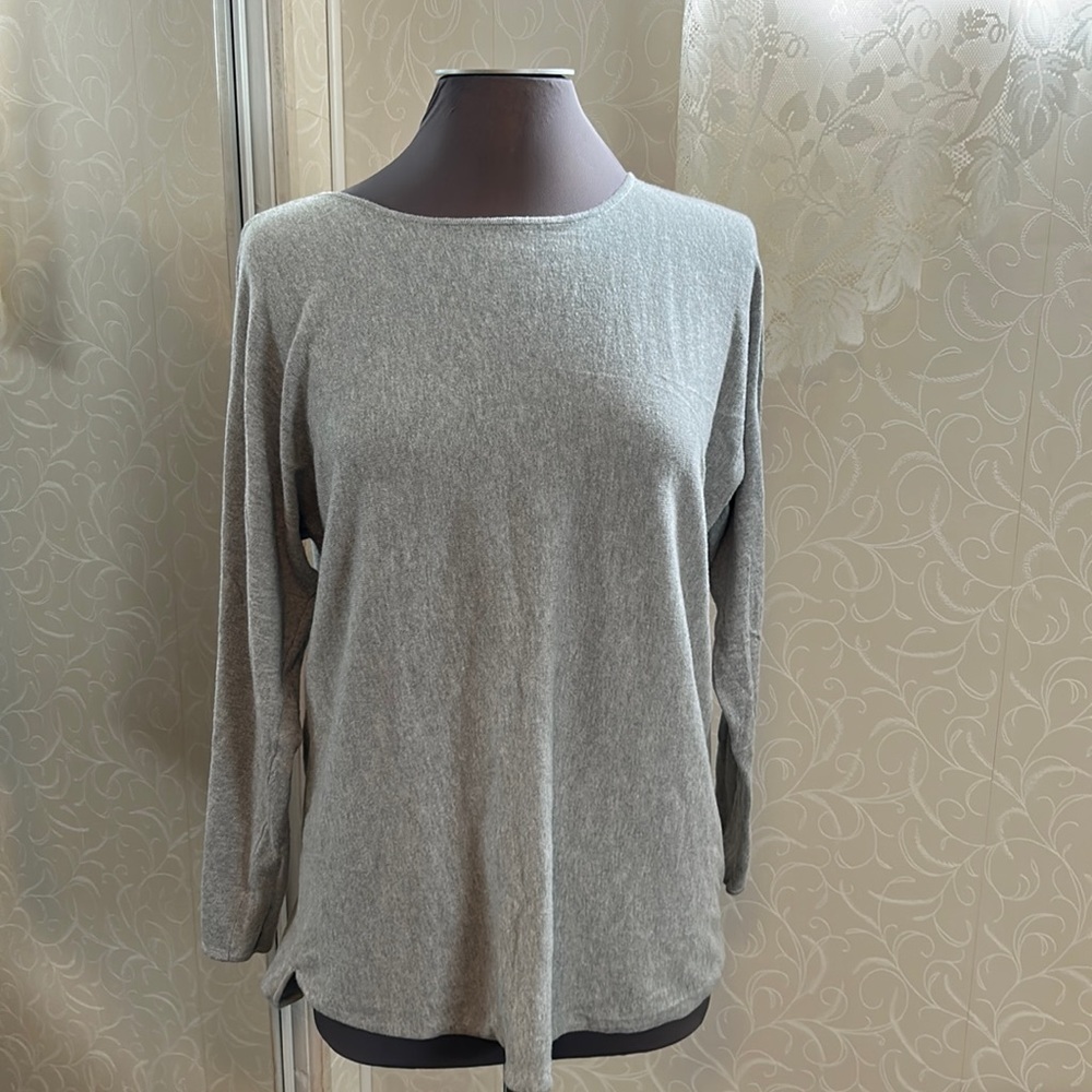 Michael Kors gray high low long sleeve top size L